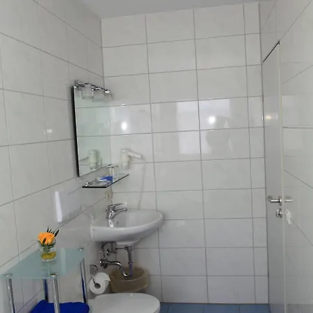 Christine Otel 3*